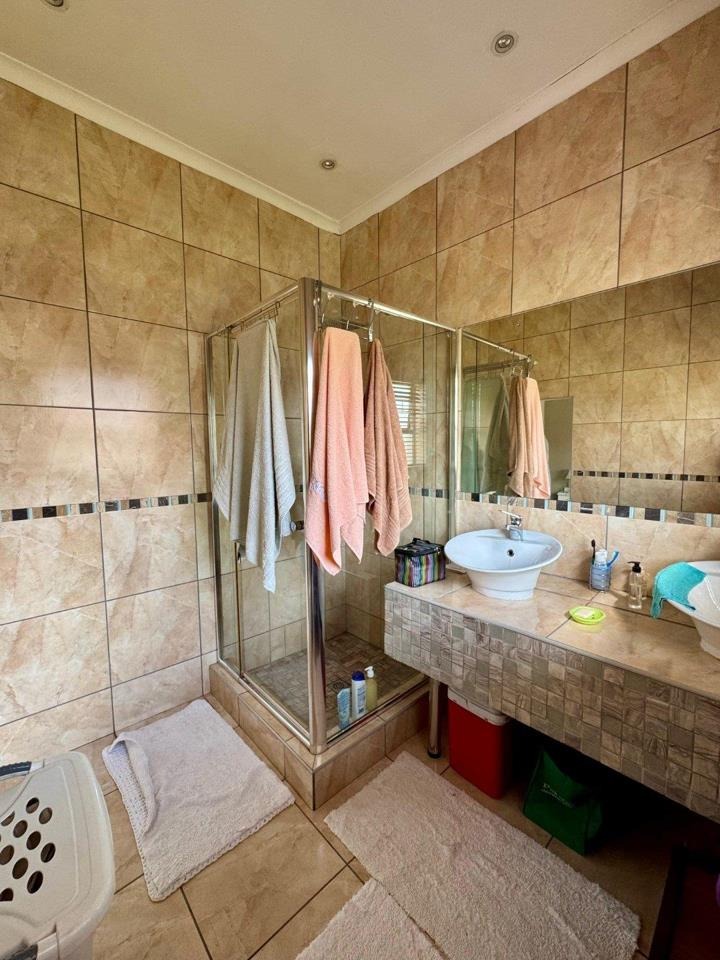 4 Bedroom Property for Sale in Rouxville Western Cape